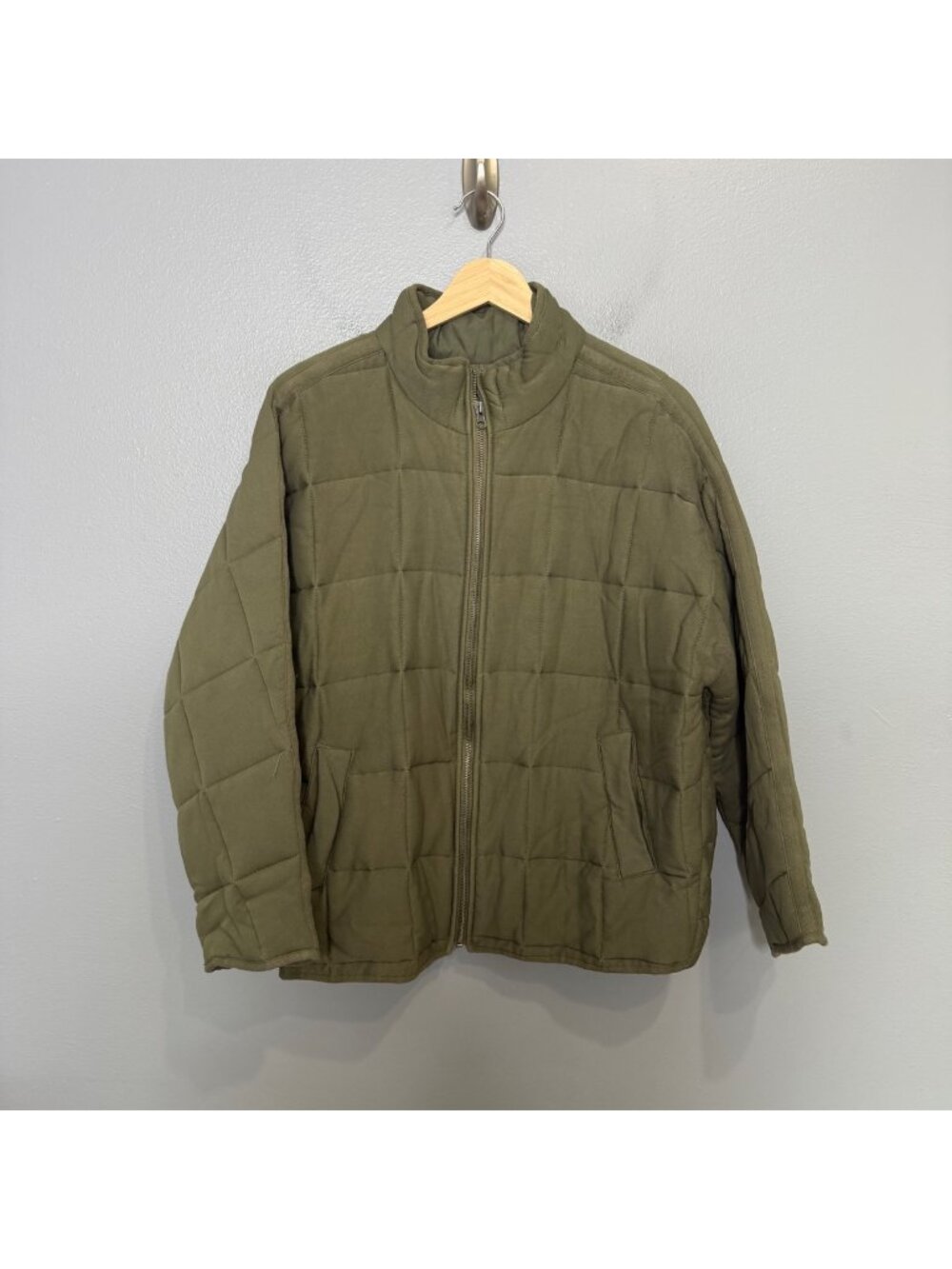 THREAD & SUPPLY olive green full zip quilted jacket size L
